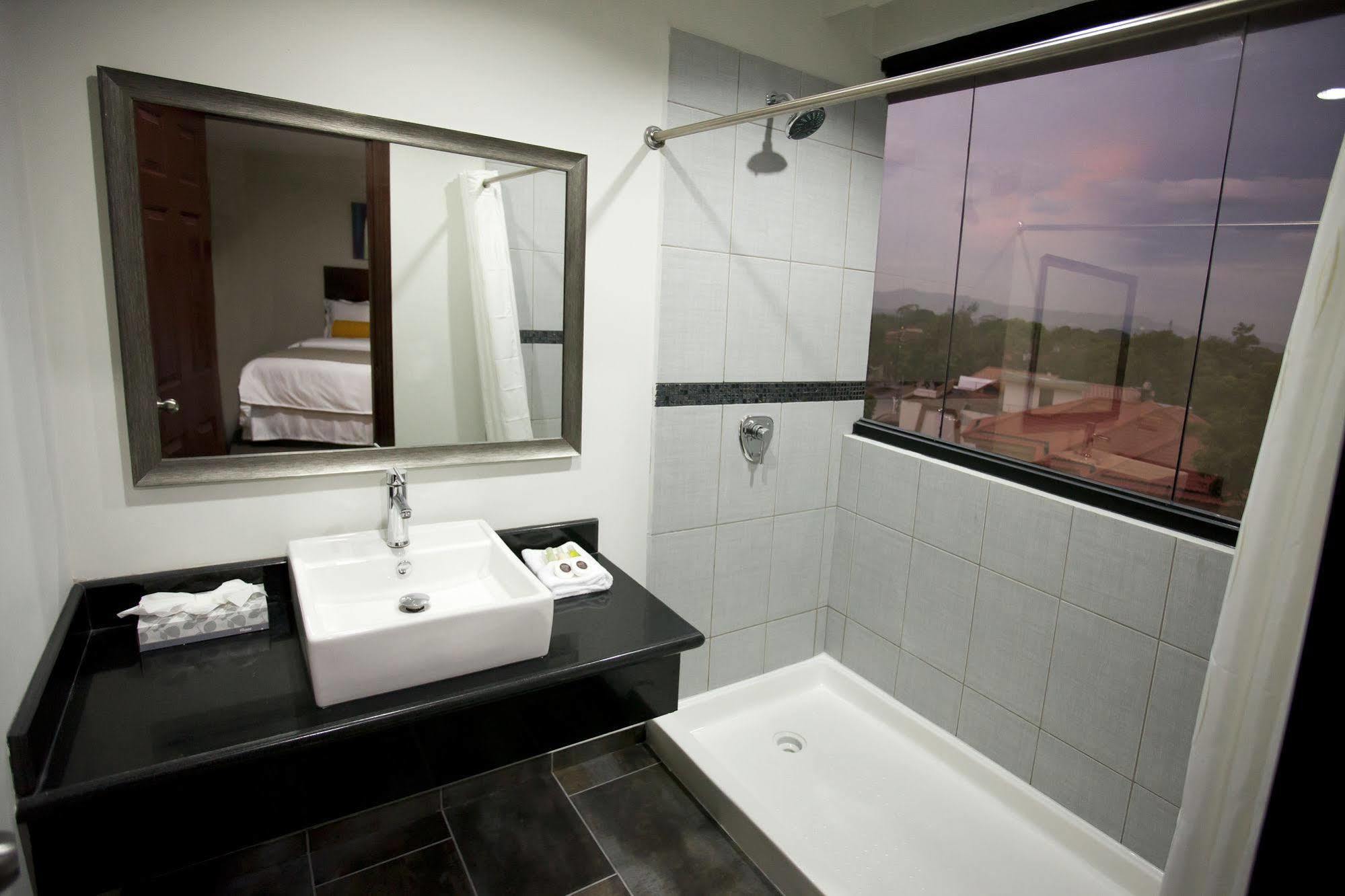 Hotel Los Andes San Pedro Sula Dış mekan fotoğraf